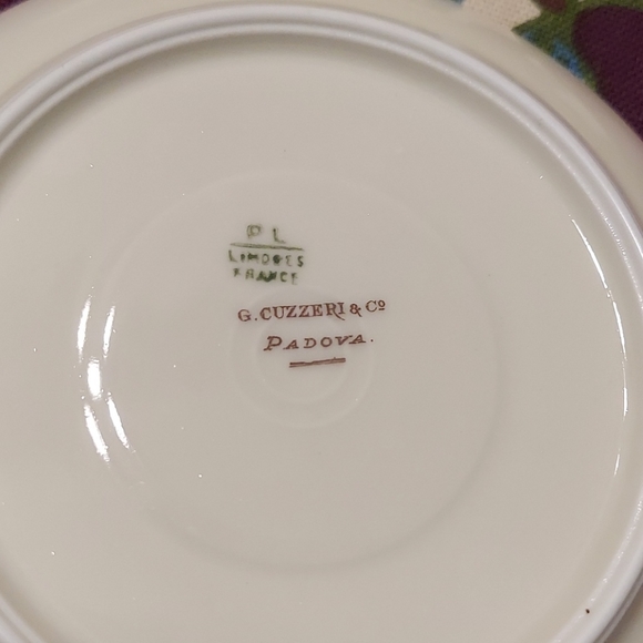 Limoges gold trim tea cup & saucer - Picture 4 of 10